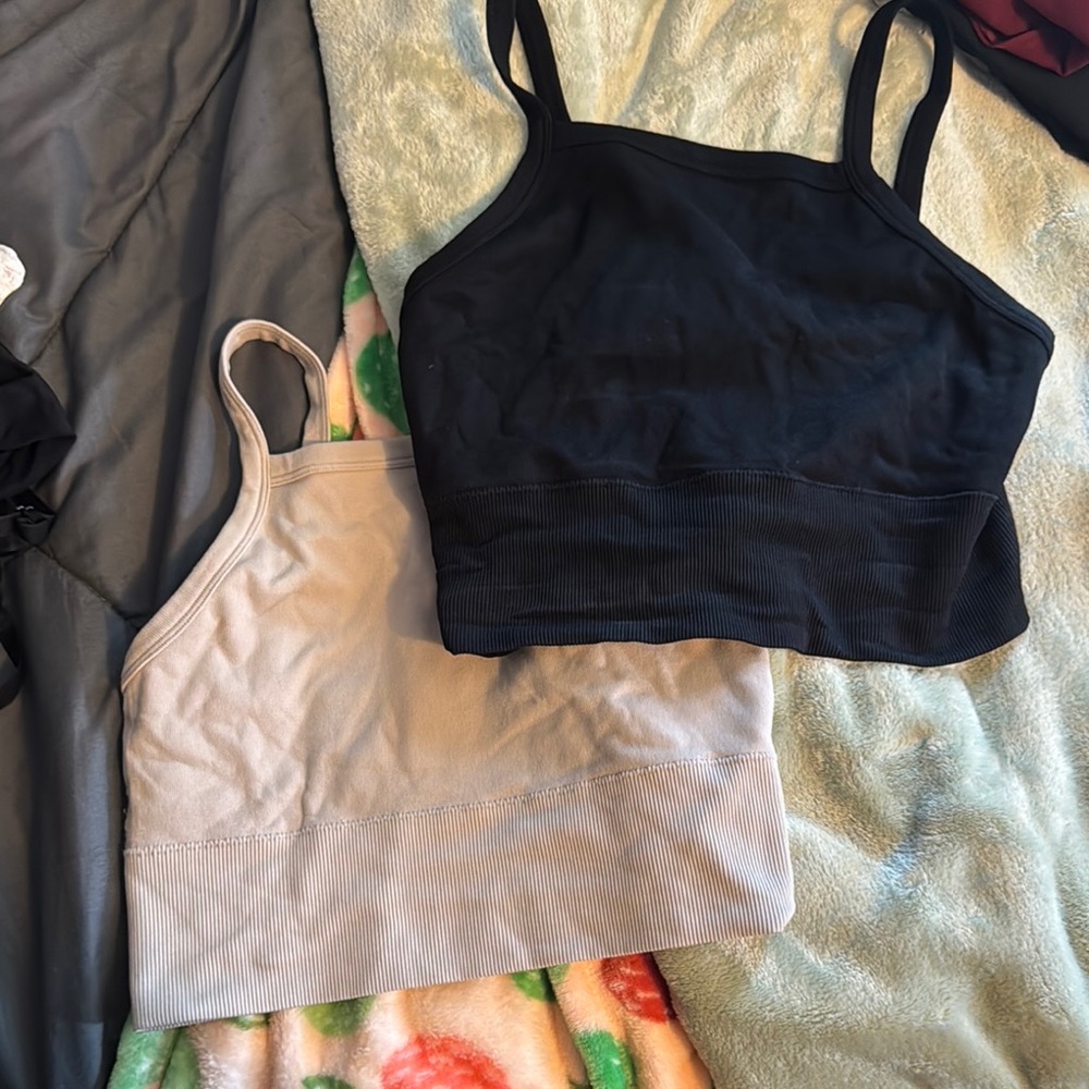 Stylish Black and Cream Women's athletic Tops